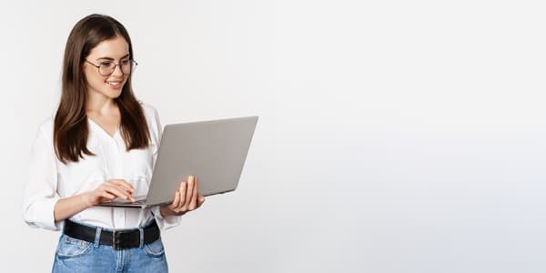 Консультация со старшим риелтором Ola Estate.